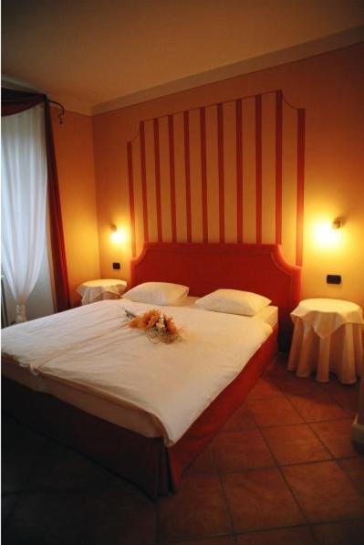 Hotel Casa Arizzoli 카노비오 외부 사진