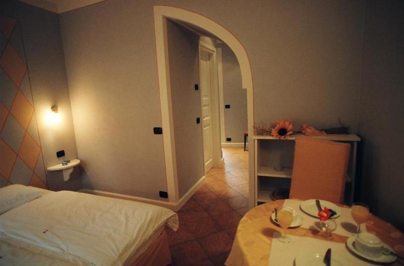 Hotel Casa Arizzoli 카노비오 외부 사진