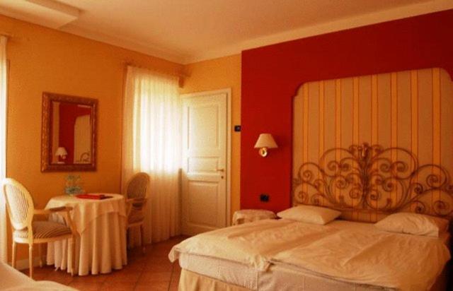 Hotel Casa Arizzoli 카노비오 객실 사진